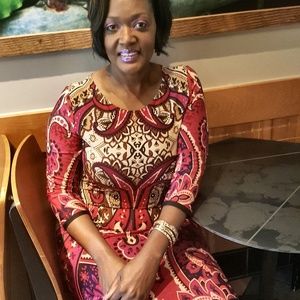 Meet your Posher, Regina